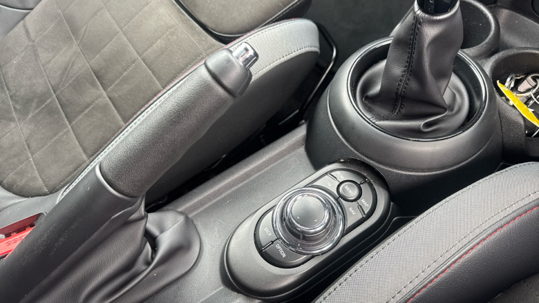 MINI Hatchback 1.5 Cooper Sport 5dr Petrol Hatchback